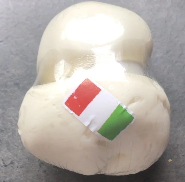 Scamorza des pouilles blanche