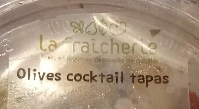 Olive cocktail tapas