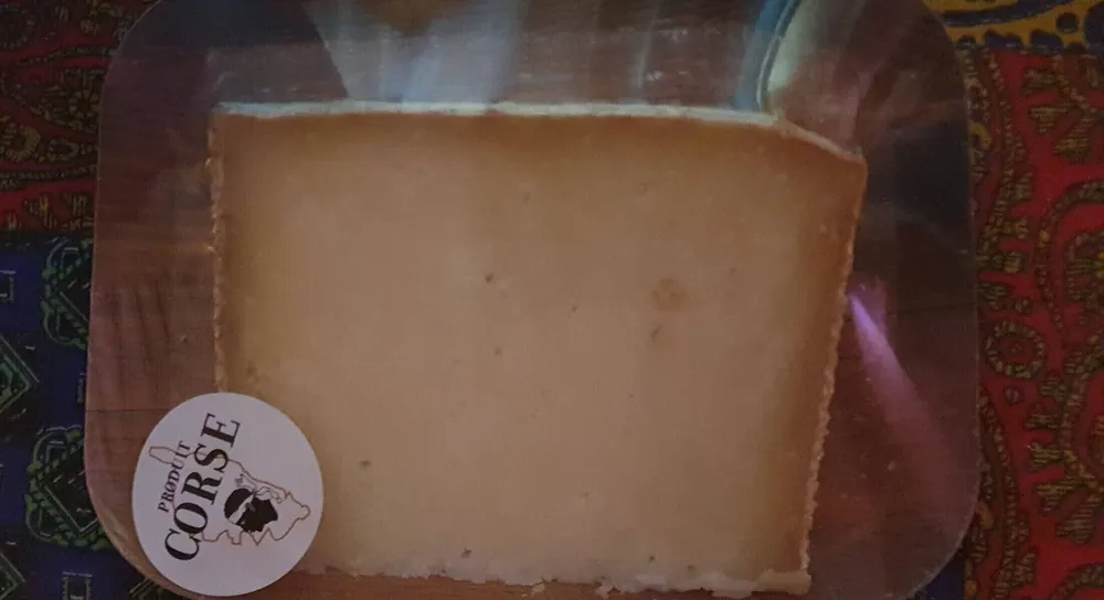 Tomme de Brebis corse