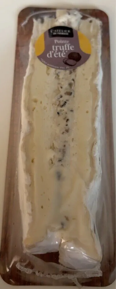 Pointe de brie à la truffe d’été