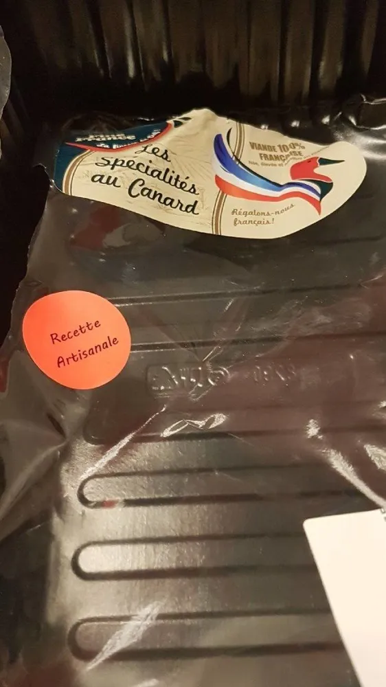 Canard demi désosser au foie gras