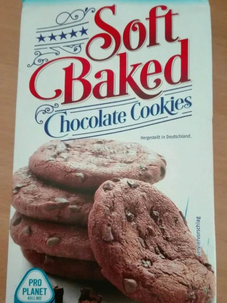 Soft Baked Chocolate Cookies