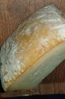 Tomme de chèvre fermière