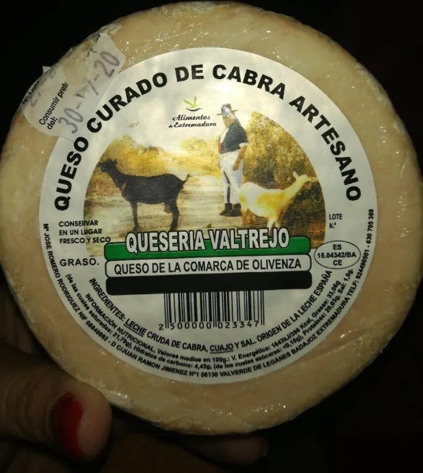 Queso curado de cabra artesano
