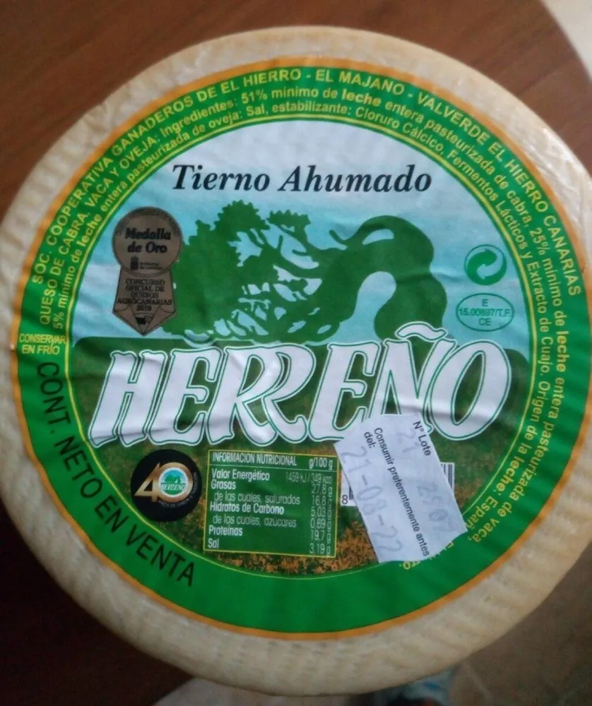 Queso ahumado herreño