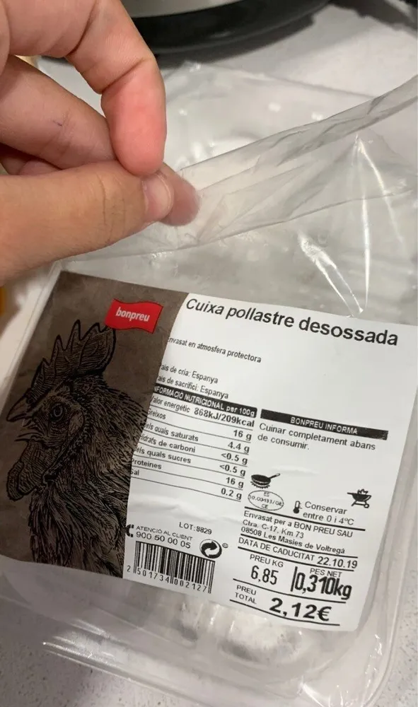 Pata de pollo deshuesada