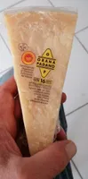 Formaggio grana padano DOP oltre 16 mesi