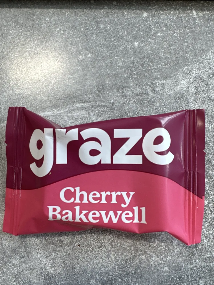 Cherry Bakewell Oat Boosts