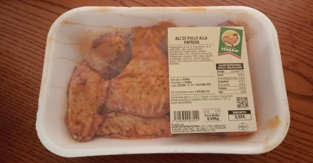 Ali di pollo alla paprika