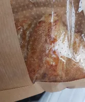 Croissant de  nueces y membrillo