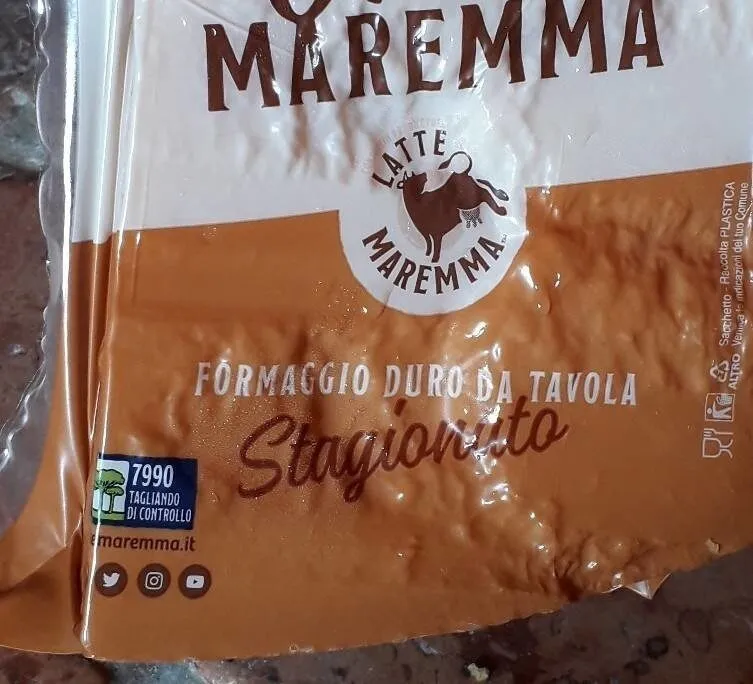 Formaggio duro da tavola stagionato