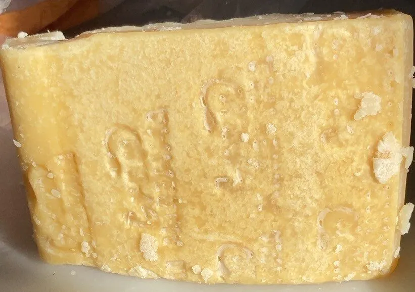 Formaggio duro da tavola