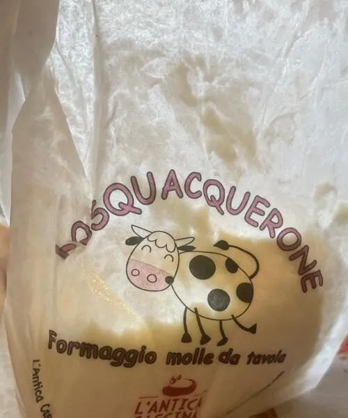 Squaquerone