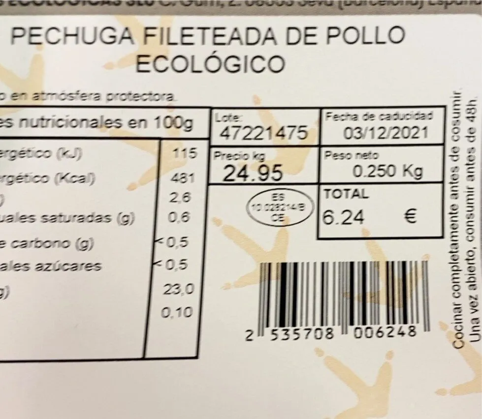 Pechuga fileteada se pollo ecológico