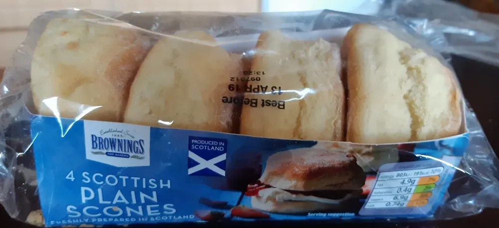 4 Scottish plain scones