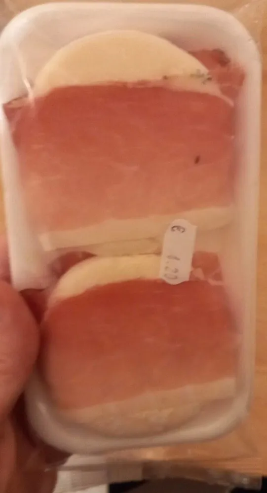 Tomino del Boscaiolo con speck