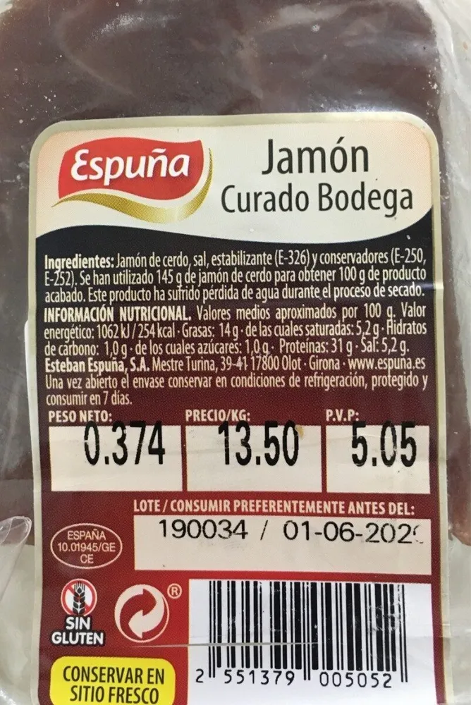 Jamon curado bodega