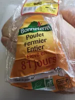 Poulet fermier entier élevé en 81 jours