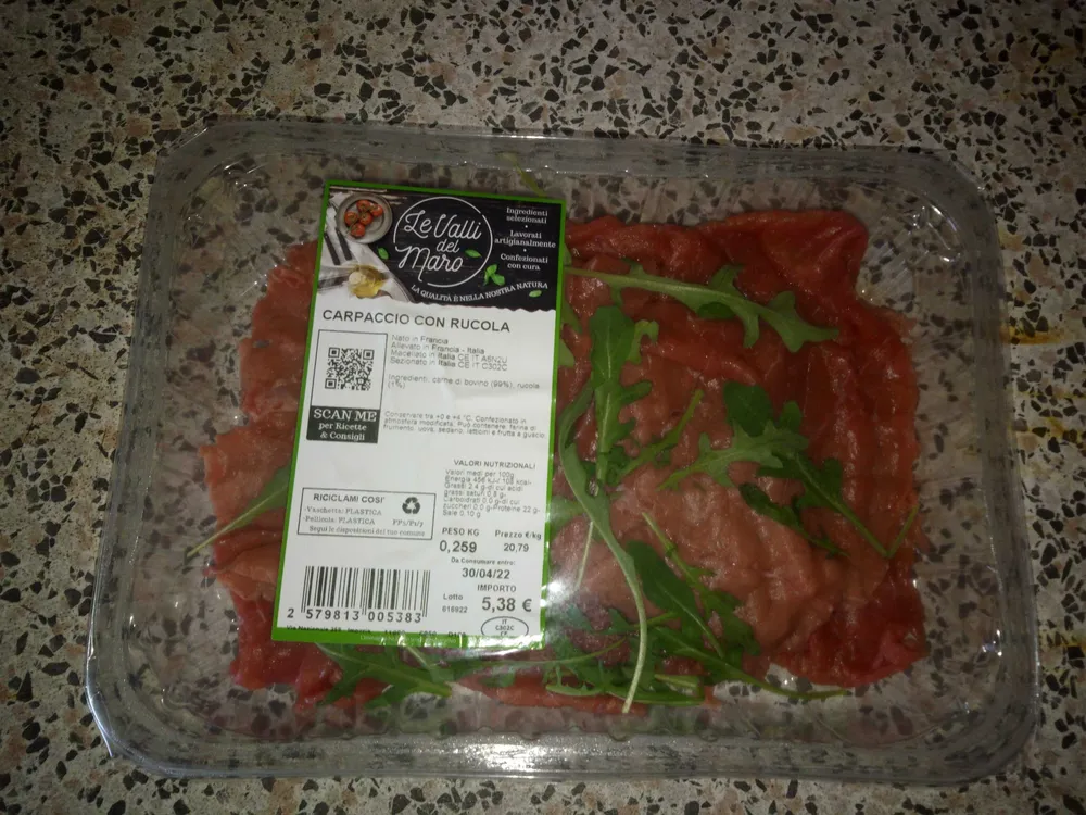 Carpaccio con rucola