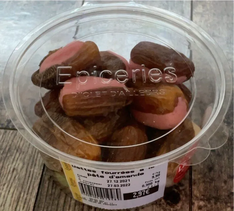 Dattes fourrées a la pâte d’amande