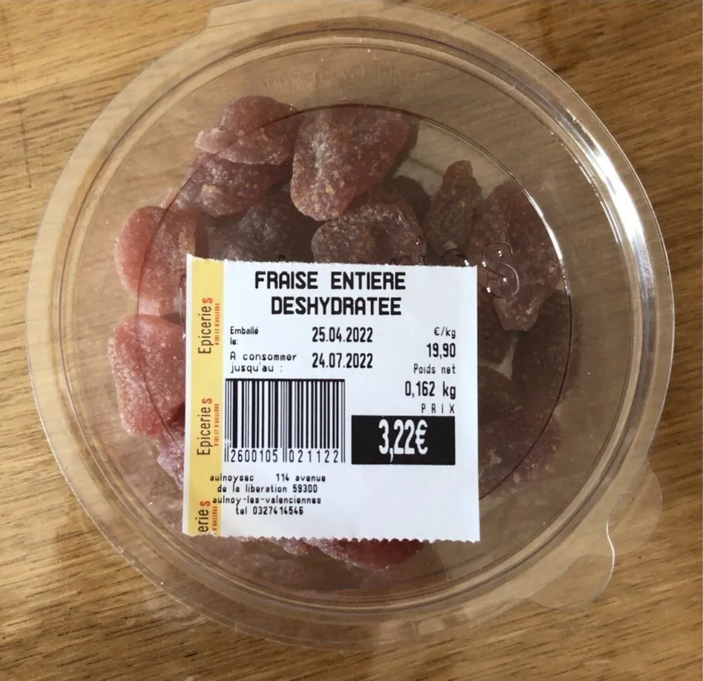 Fraise entière déshydratée