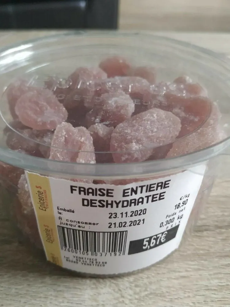 Fraise entière déshydratée