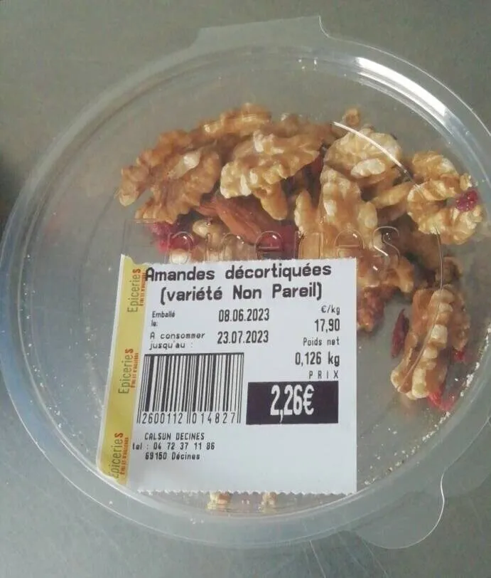 Amandes décortiquées