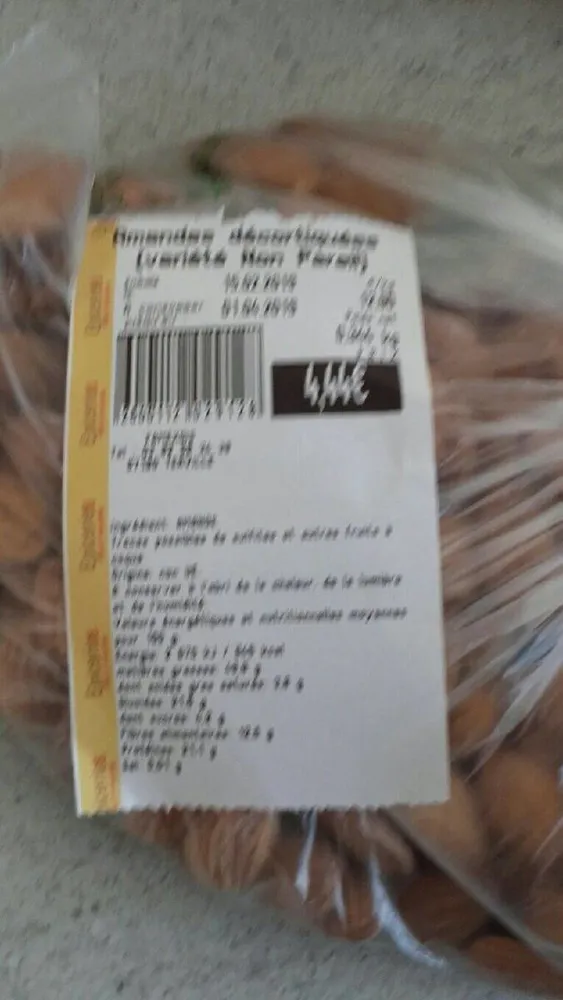 Amandes décortiquées