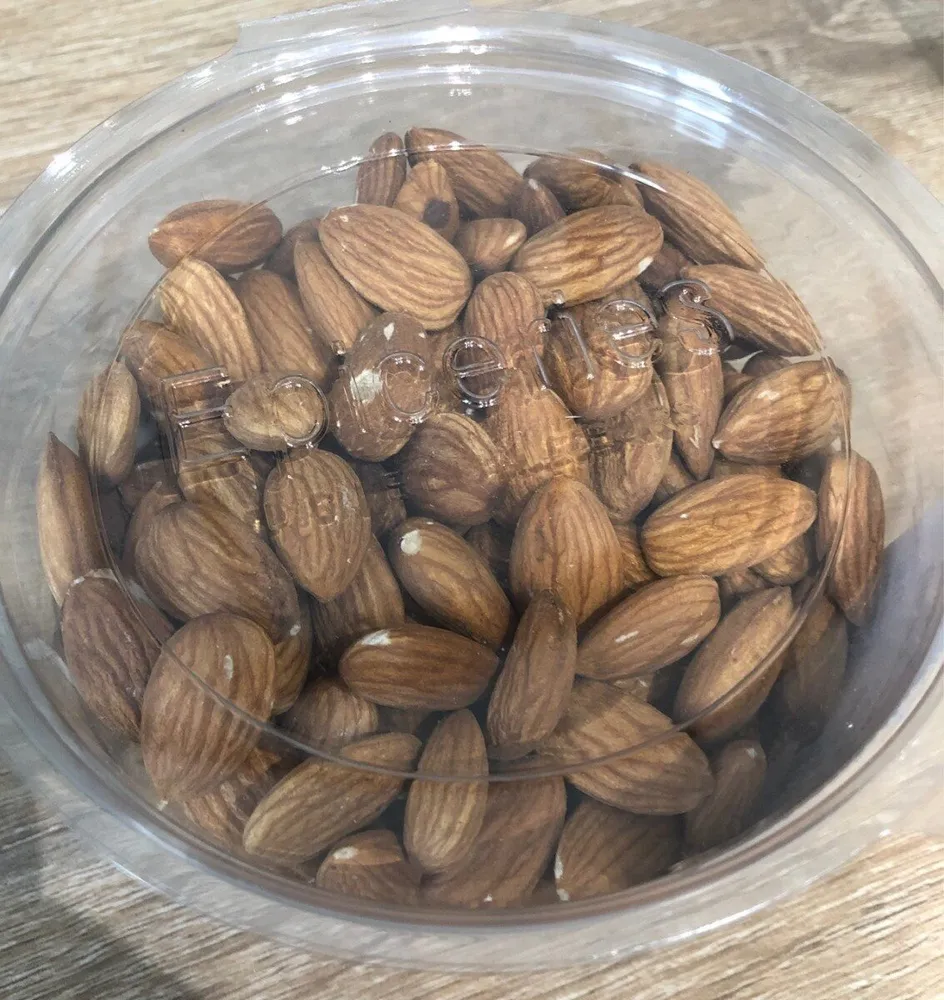 Amandes decortiquees