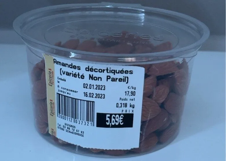 Amandes décortiquées
