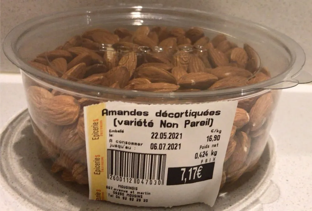 Amandes décortiquées