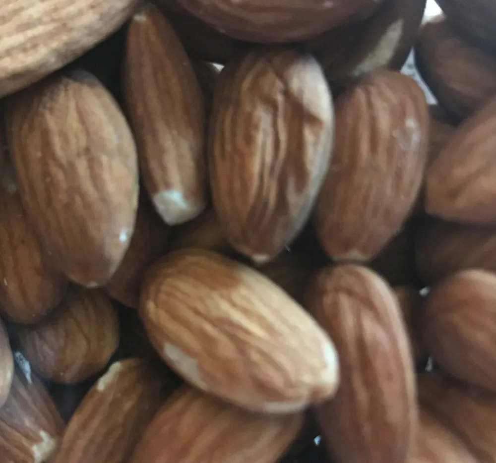 Amandes decortiquees