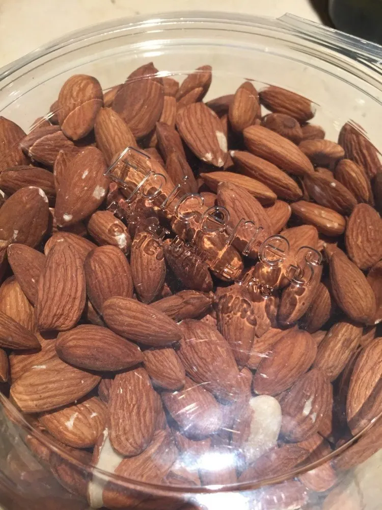 Amandes decortiquees
