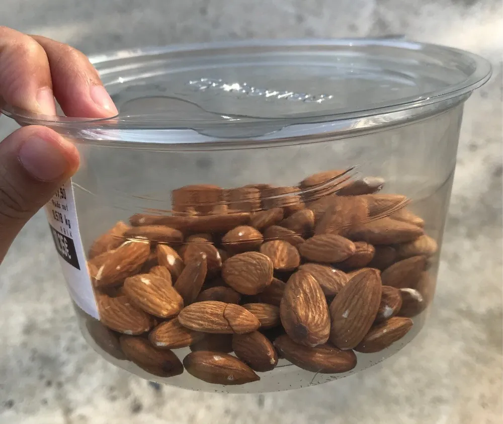 Amandes decortiquées