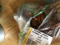 Arachides grillées enrobées de sucre cuit