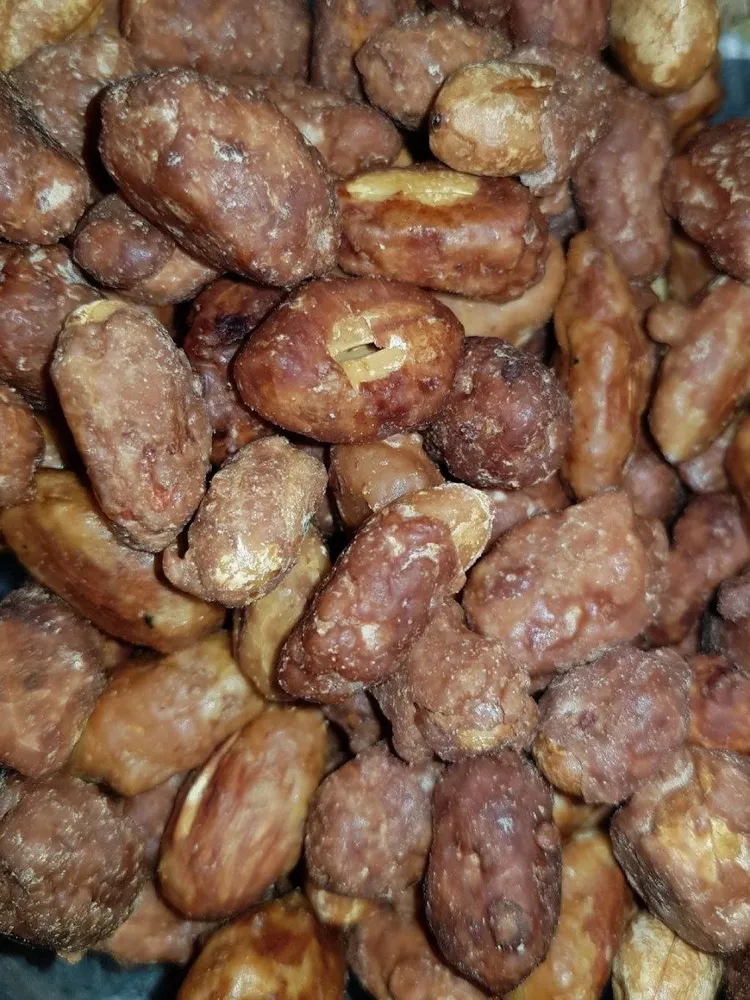 Arachides grillées enrobées de sucre