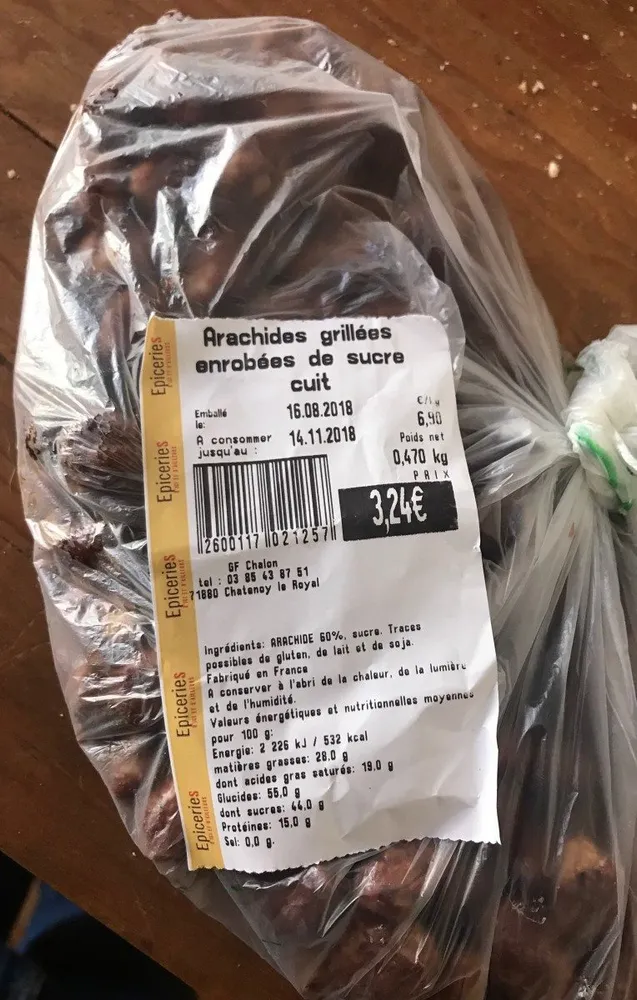 Arachides grillées enrobées de sucre cuit
