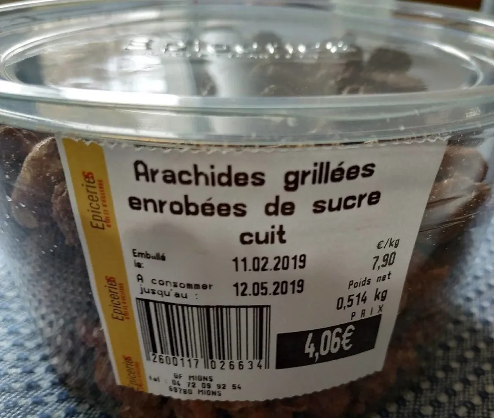 Arachides grillé enrobées de sucre cuit