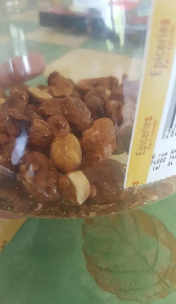 Arachides grillées enrobé de sucre cuit