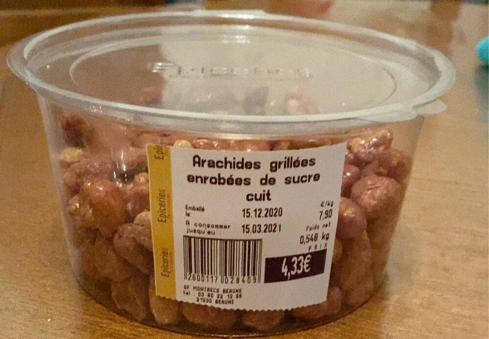 Arachides grillées enrobées de sucre cuit