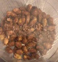 Arachides grillées enrobées de sucre cuit