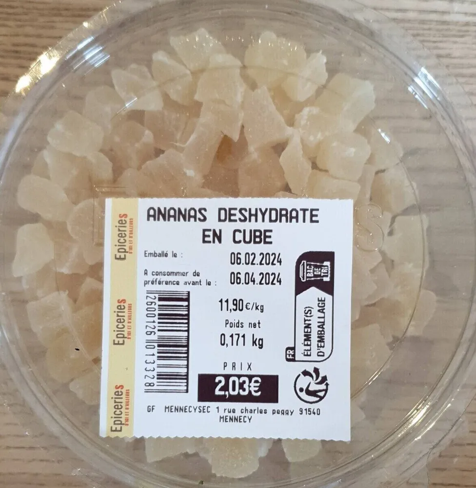 Ananas déshydraté en cube