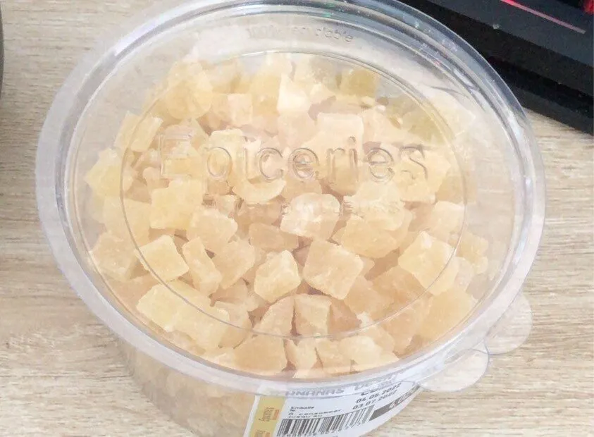 Ananas déshydrate en cube