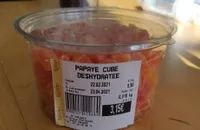 Papaye cube déshydratée