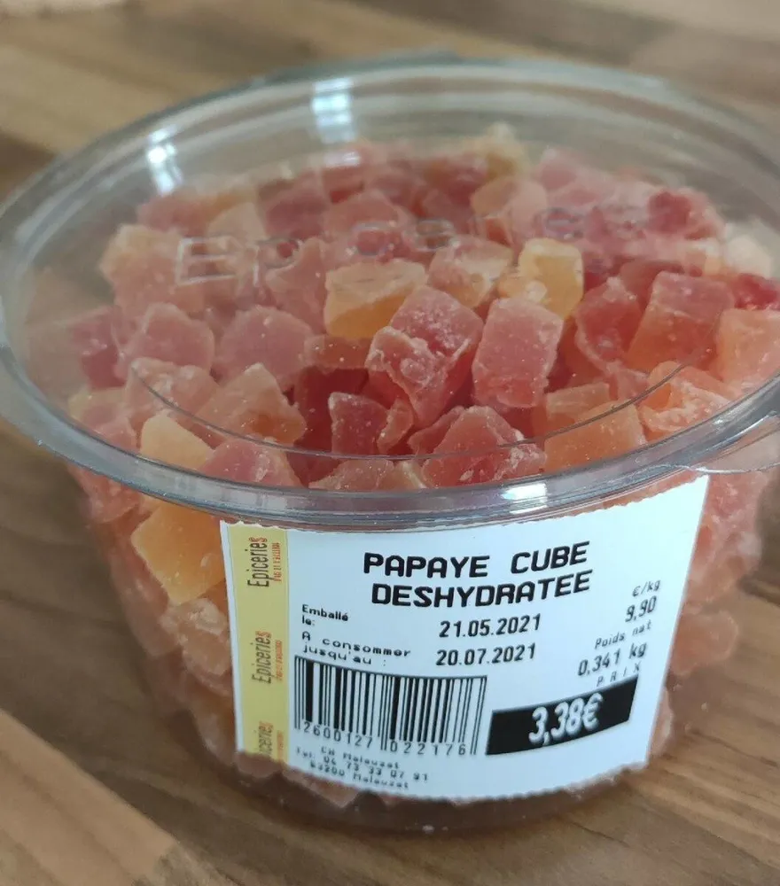 Papaye cube déshydratée