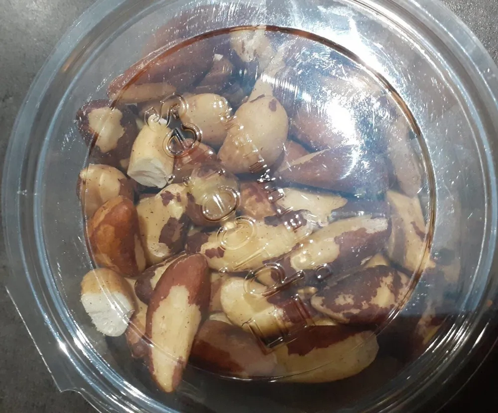 Noix du Brésil décortiquées crues