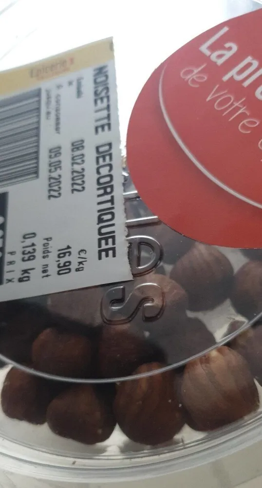 Noisette décortiquée
