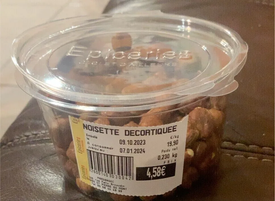 Noisette décortiquée