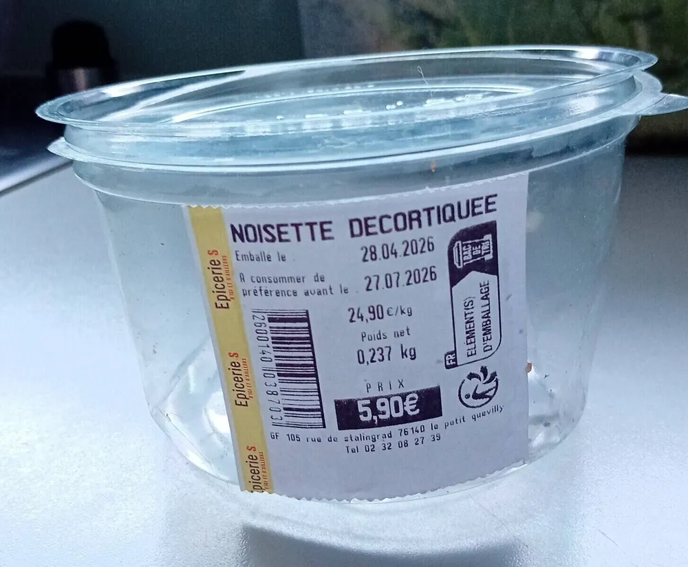 Noisettes décortiquées