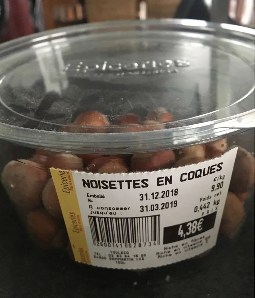 Noisettes en coques